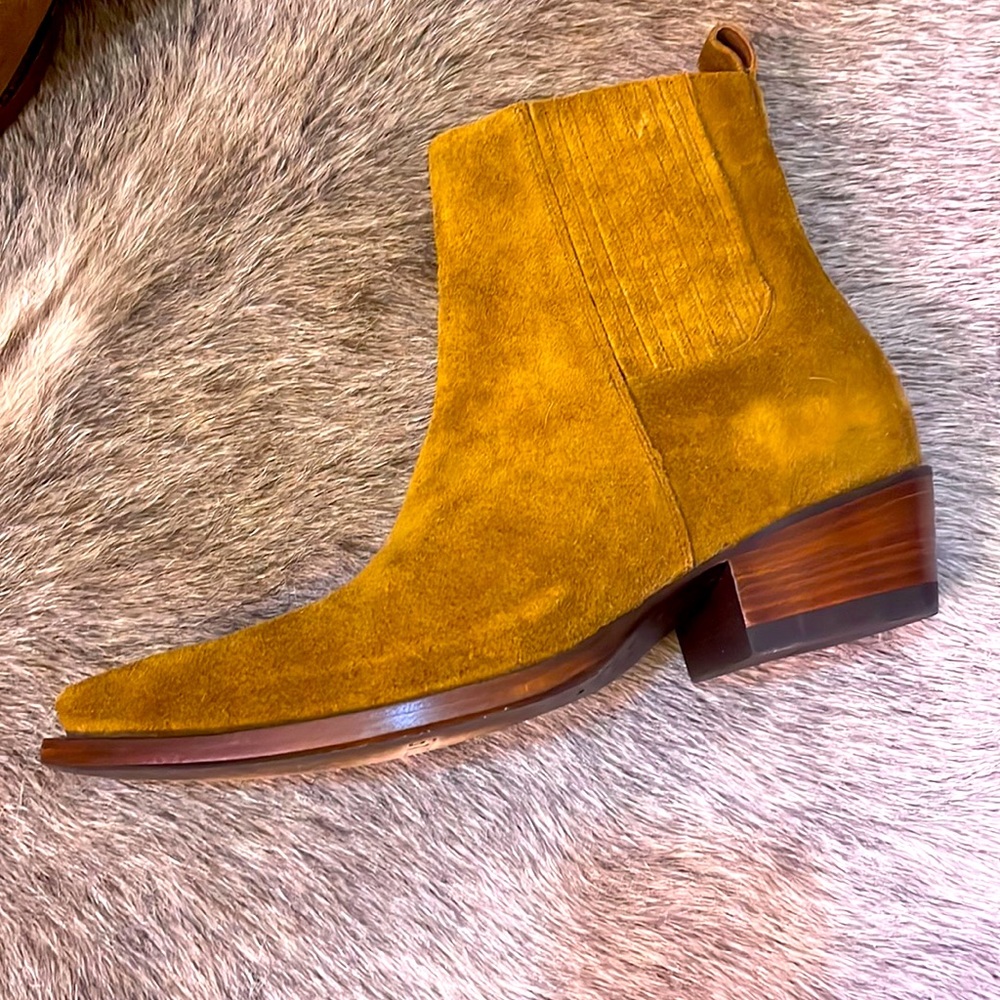Tecovas Suede Piper Chelsea Boots